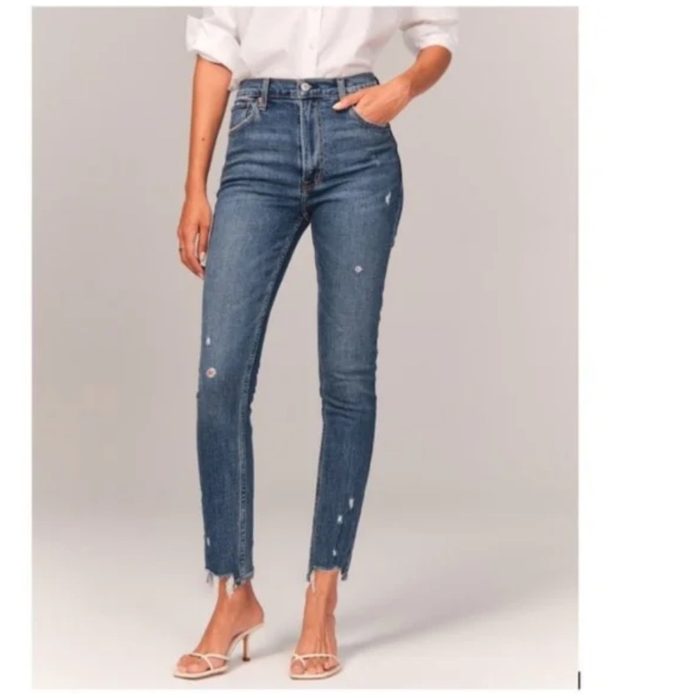 Abercrombie & Fitch The Skinny High Rise Jeans 32 14 Short Distressed